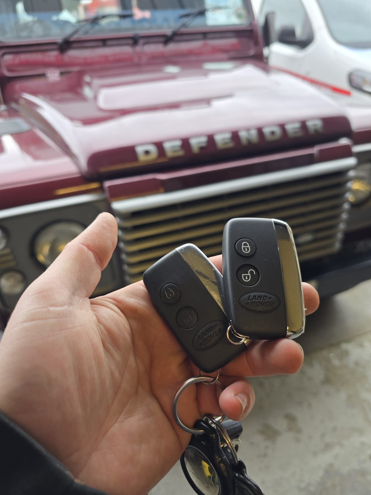Jaguar Land Rover key replacement North Wales — specialist mobile technician